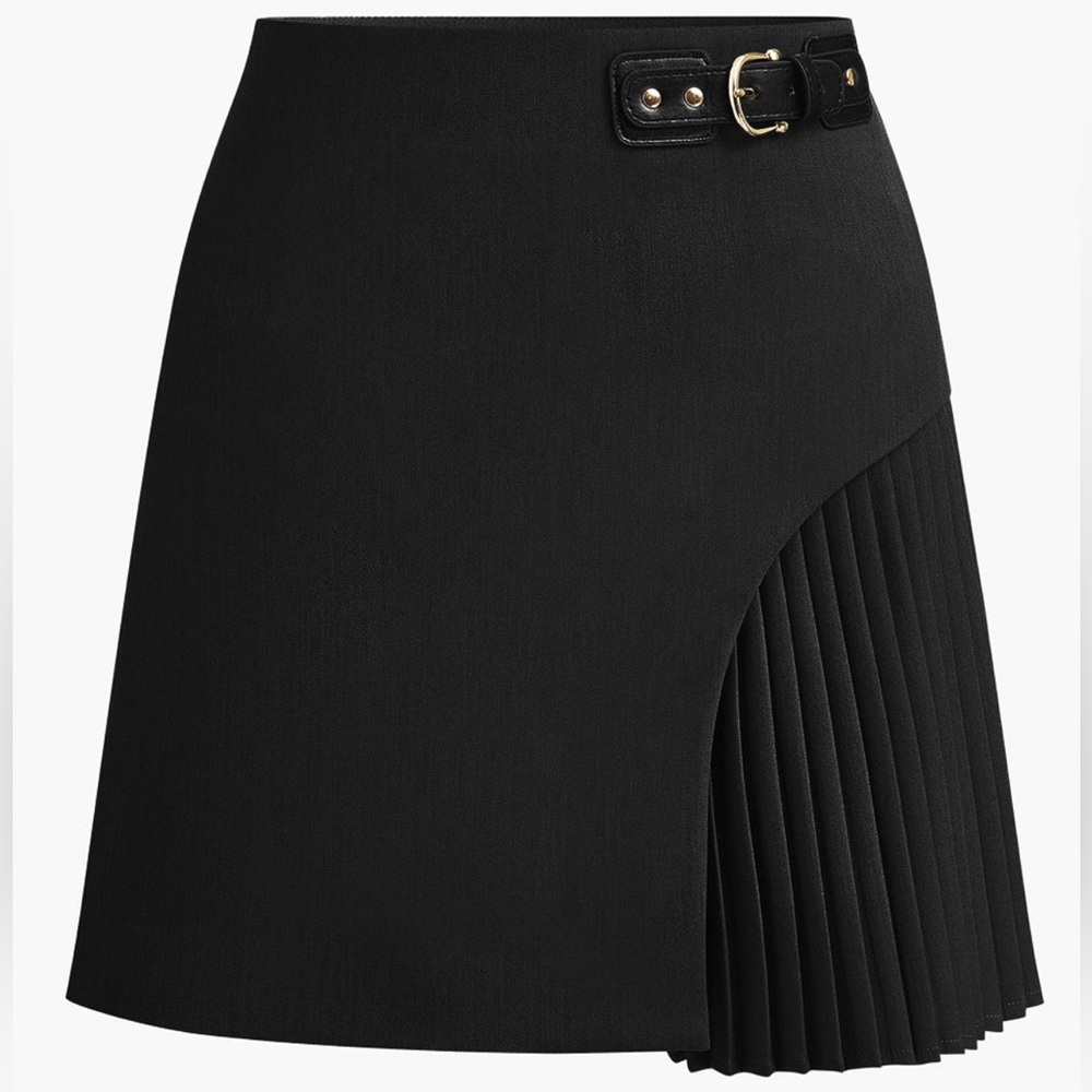 Commense Black Side Pleated Buckle Belted Skirt. Size Small. NWT.
